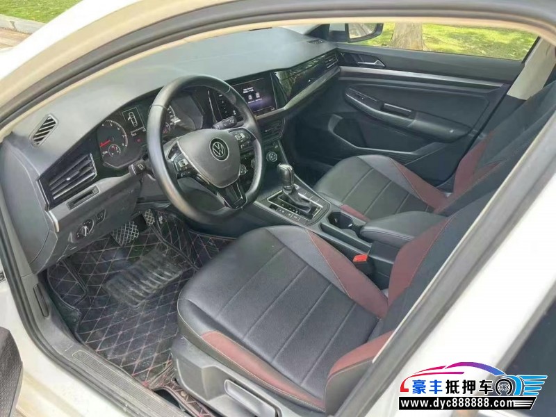 21年大众宝来轿车抵押车出售