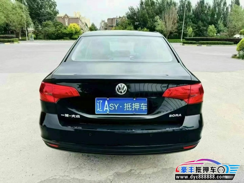 18年大众宝来轿车抵押车出售
