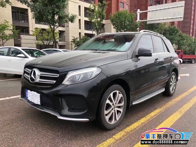 18年奔驰GLE轿车抵押车出售