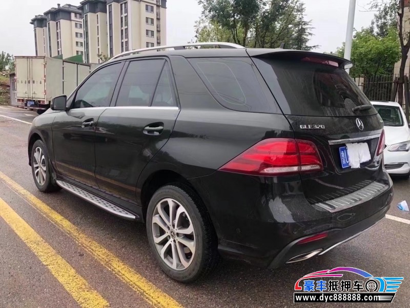 18年奔驰GLE轿车抵押车出售