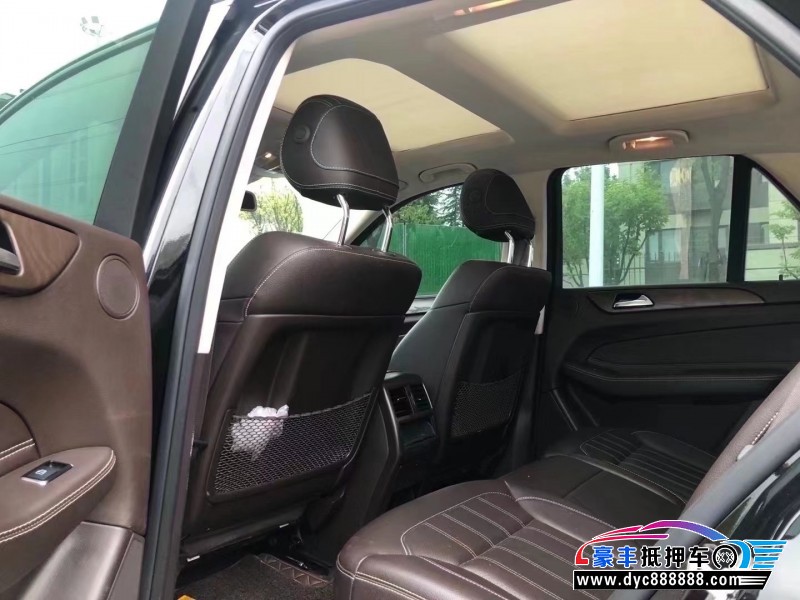 18年奔驰GLE轿车抵押车出售