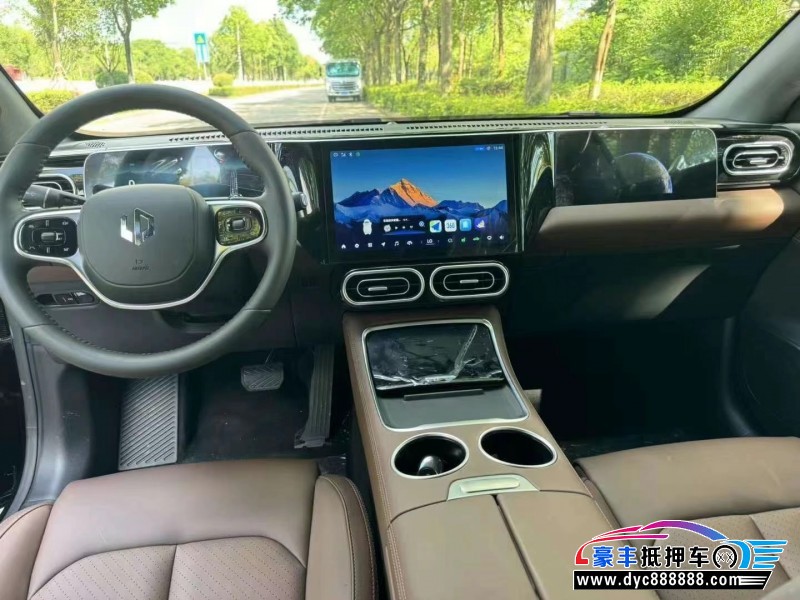 24年零跑c01轿车抵押车出售