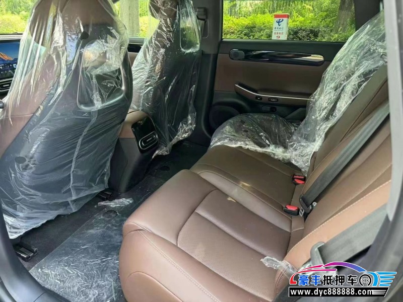 24年零跑c01轿车抵押车出售