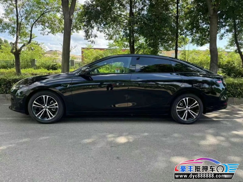 24年零跑c01轿车抵押车出售