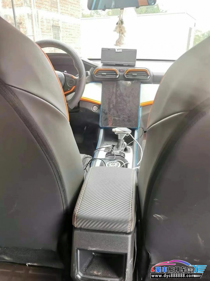 23年东风风神奕炫轿车抵押车出售