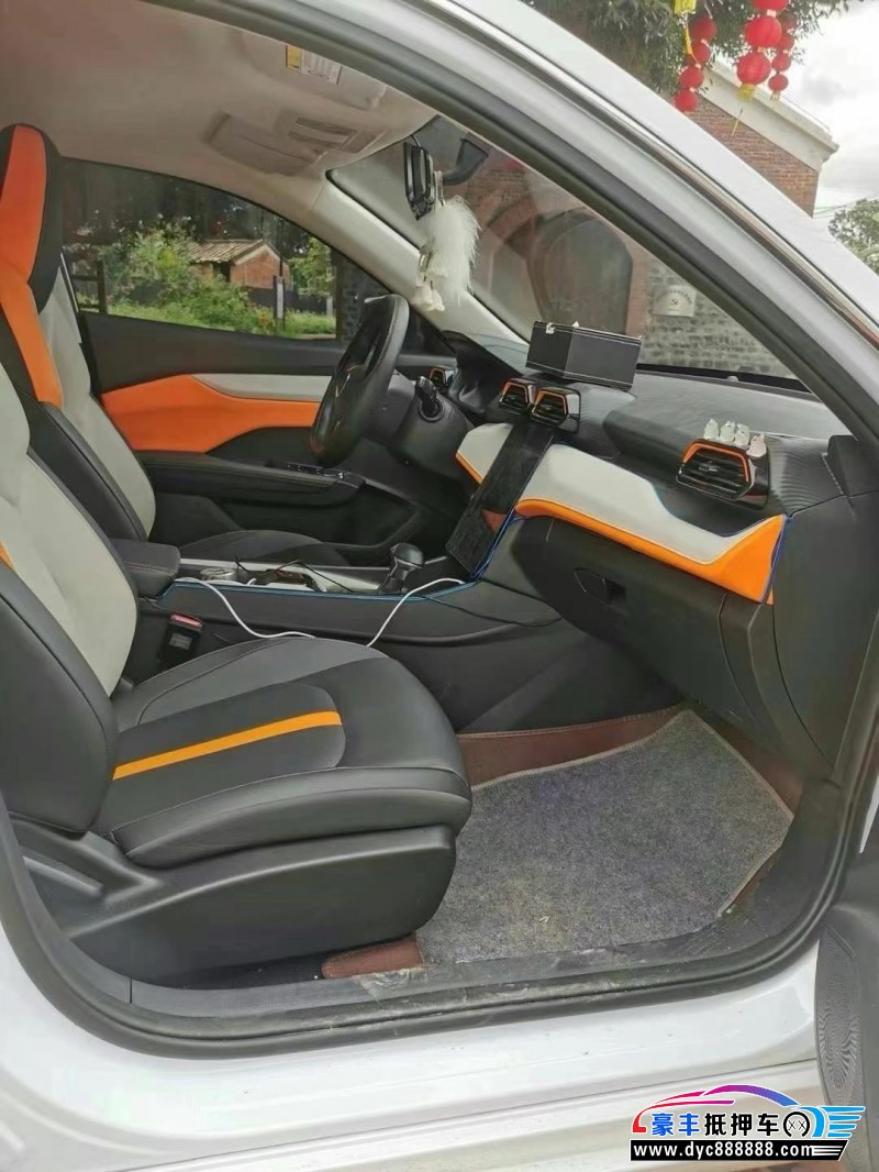 23年东风风神奕炫轿车抵押车出售