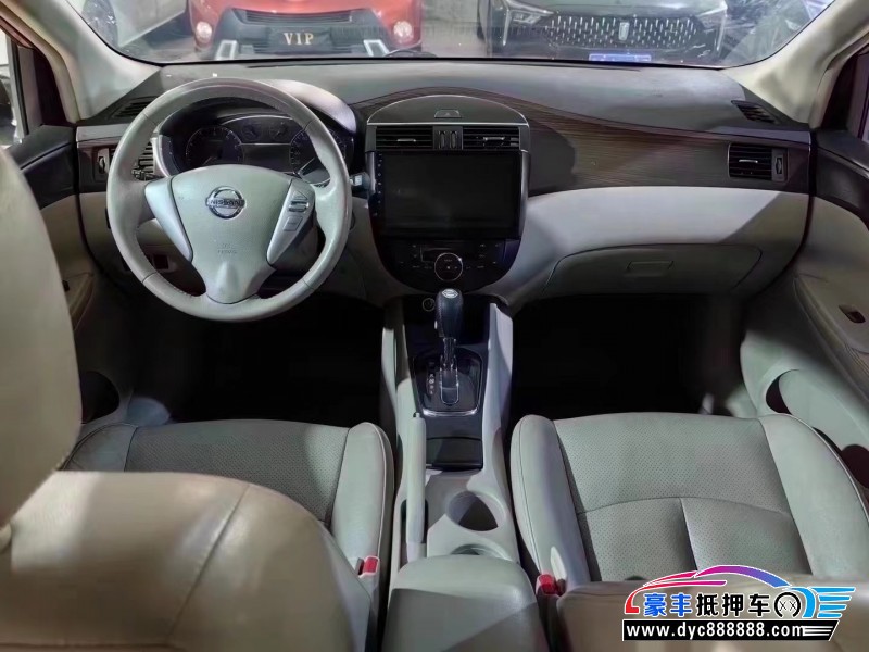 14年日产骐达轿车抵押车出售