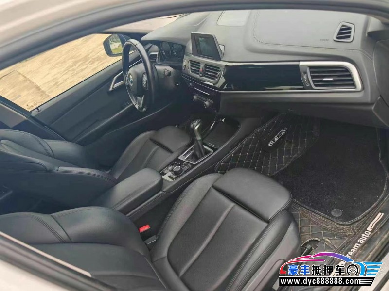 19年宝马1系轿车抵押车出售