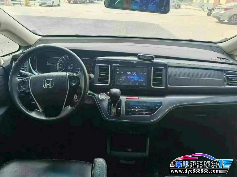 16年本田艾力绅轿车抵押车出售