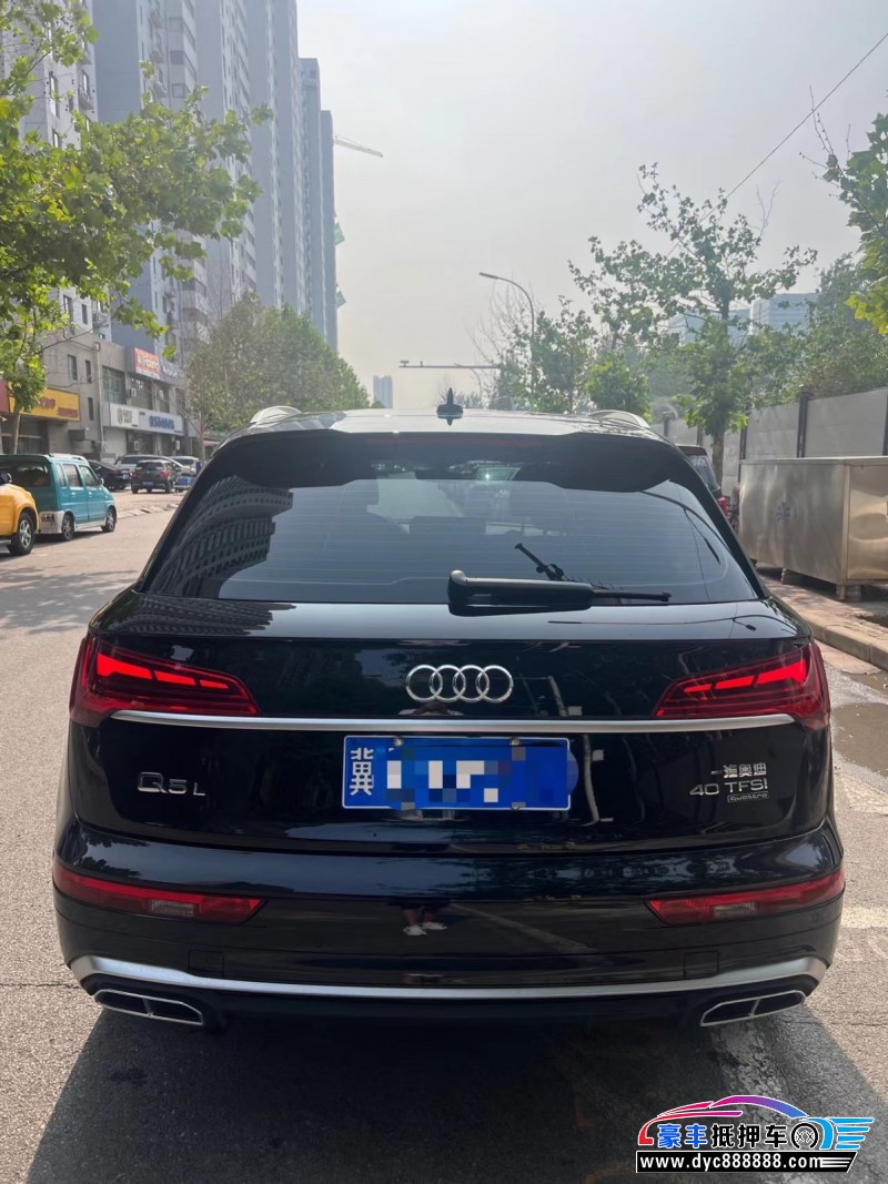 23年奥迪Q5轿车抵押车出售