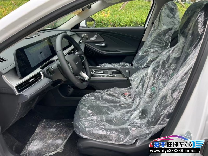 24年奇瑞风云轿车抵押车出售