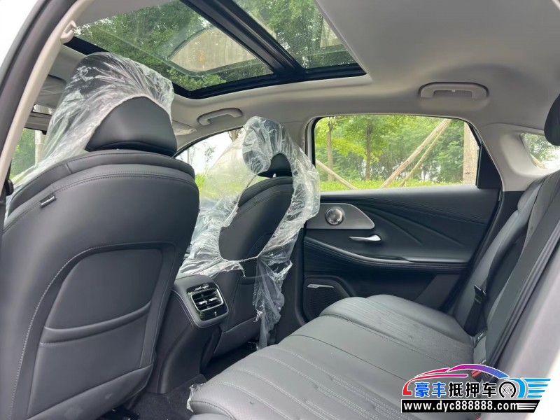 24年奇瑞风云轿车抵押车出售