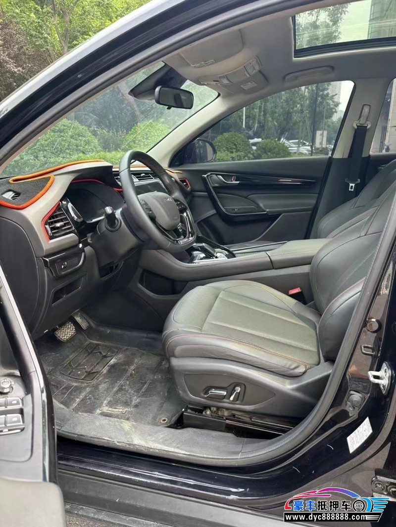 22年东风AX7轿车抵押车出售