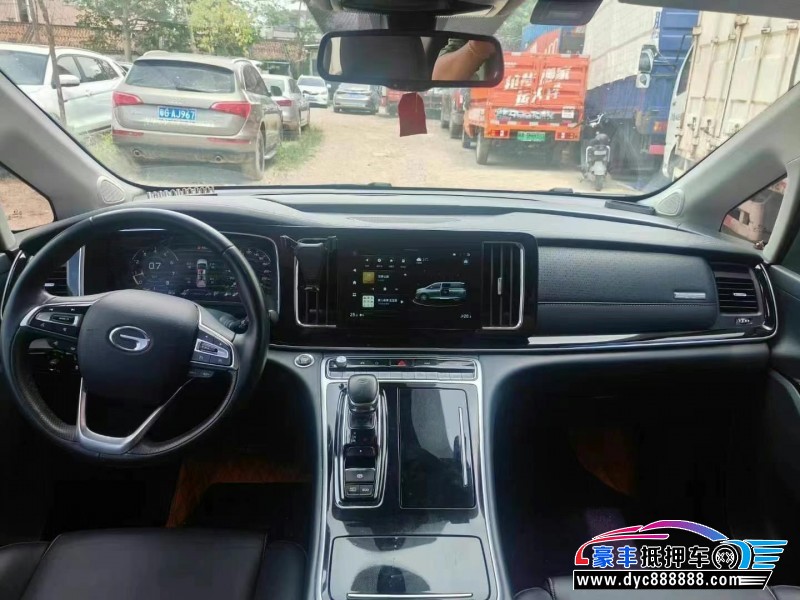 21年传祺M8轿车抵押车出售