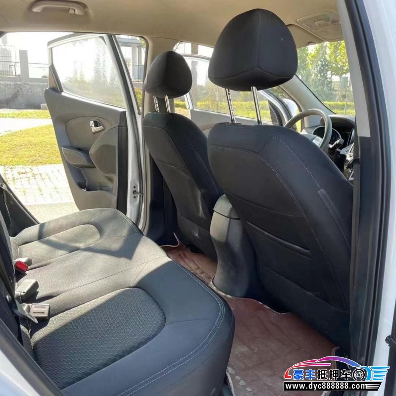 17年现代ix35SUV抵押车出售