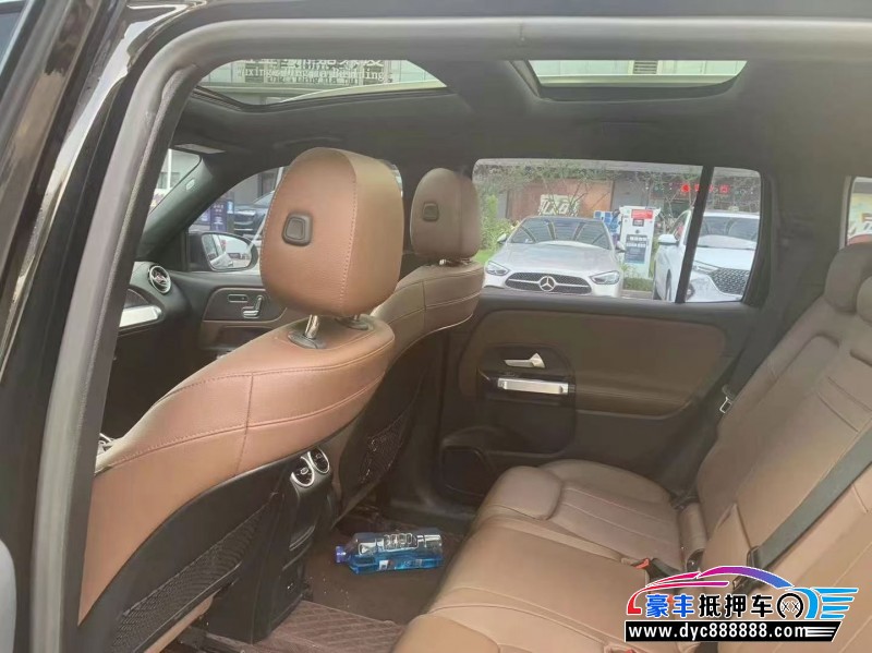 21年奔驰GLB轿车抵押车出售