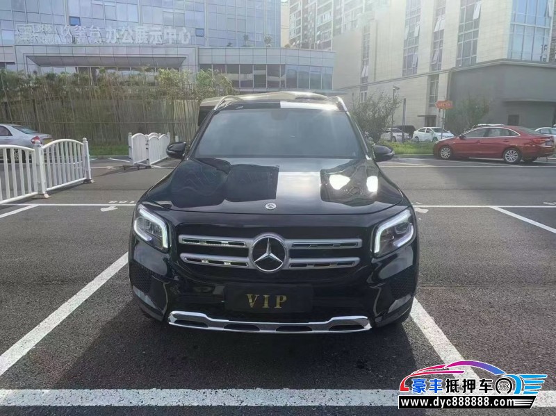 21年奔驰GLB轿车抵押车出售