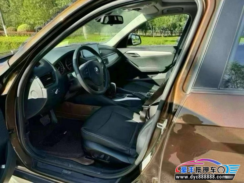 14年宝马X1轿车抵押车出售