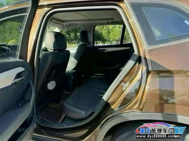 14年宝马X1轿车抵押车出售