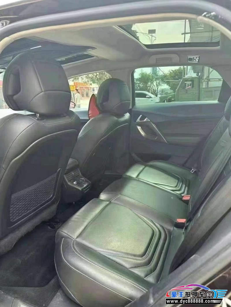 16年DS5轿车抵押车出售