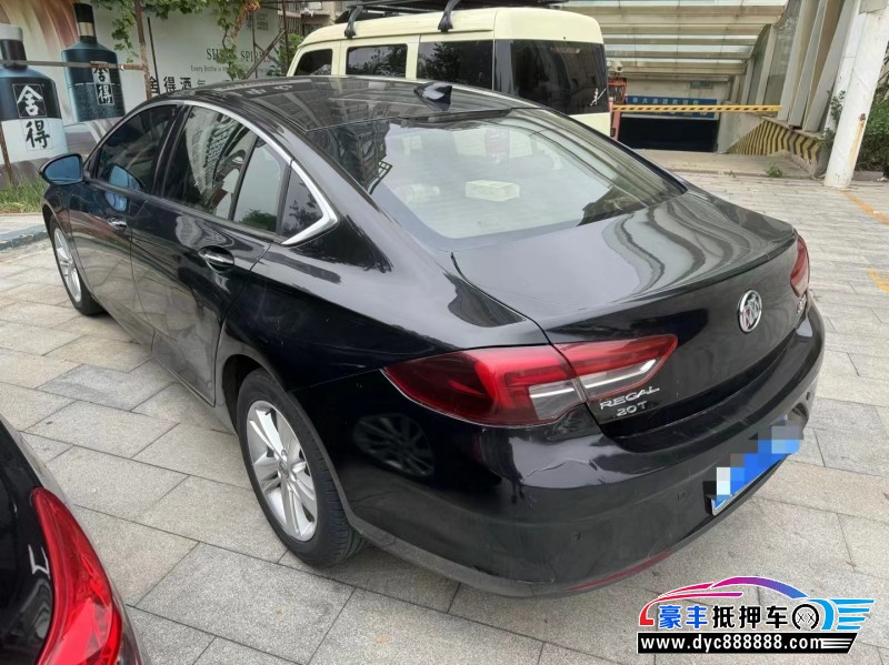 18年别克君威轿车抵押车出售