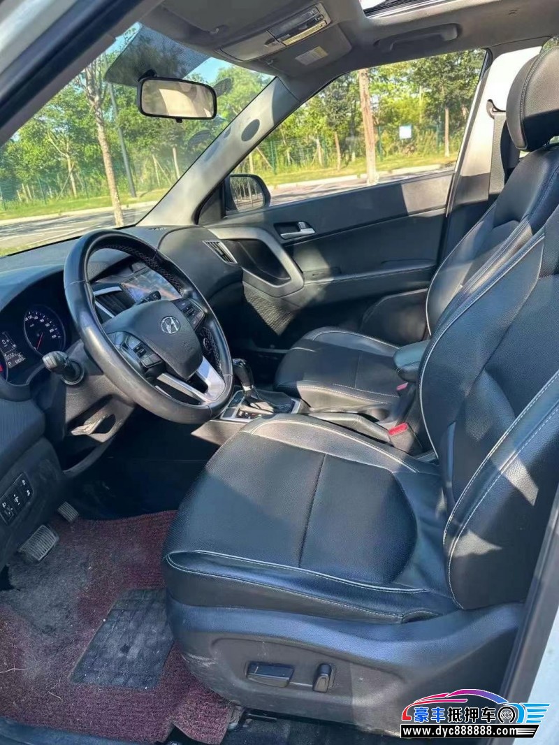 18年现代ix25轿车抵押车出售