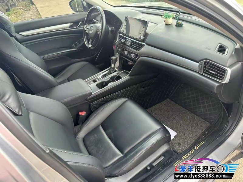 19年本田雅阁轿车抵押车出售