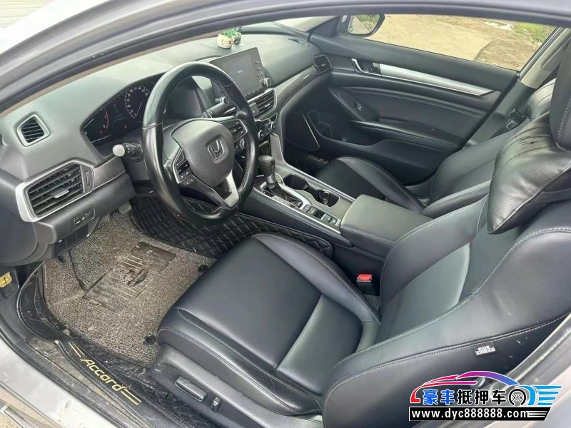 19年本田雅阁轿车抵押车出售