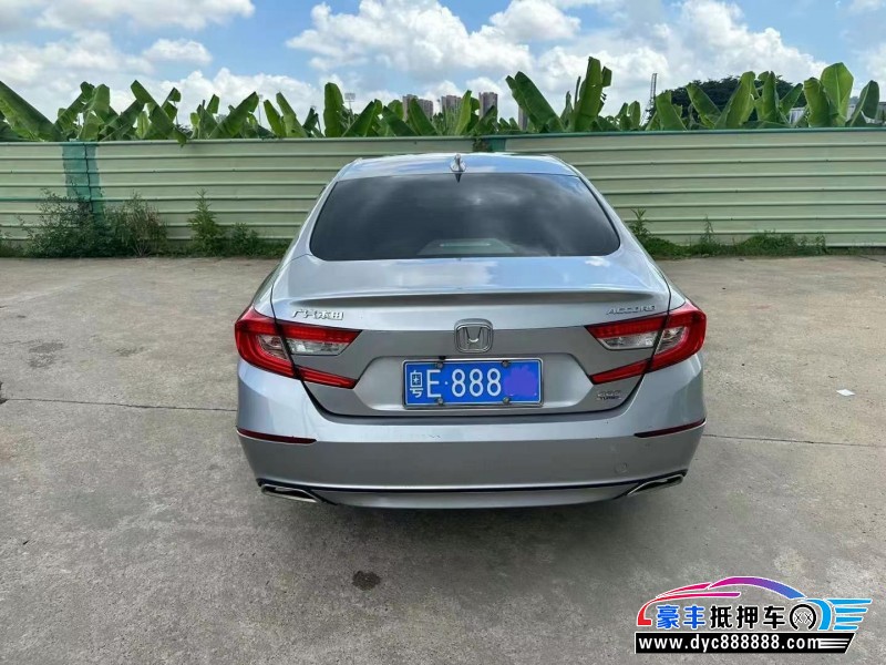 19年本田雅阁轿车抵押车出售