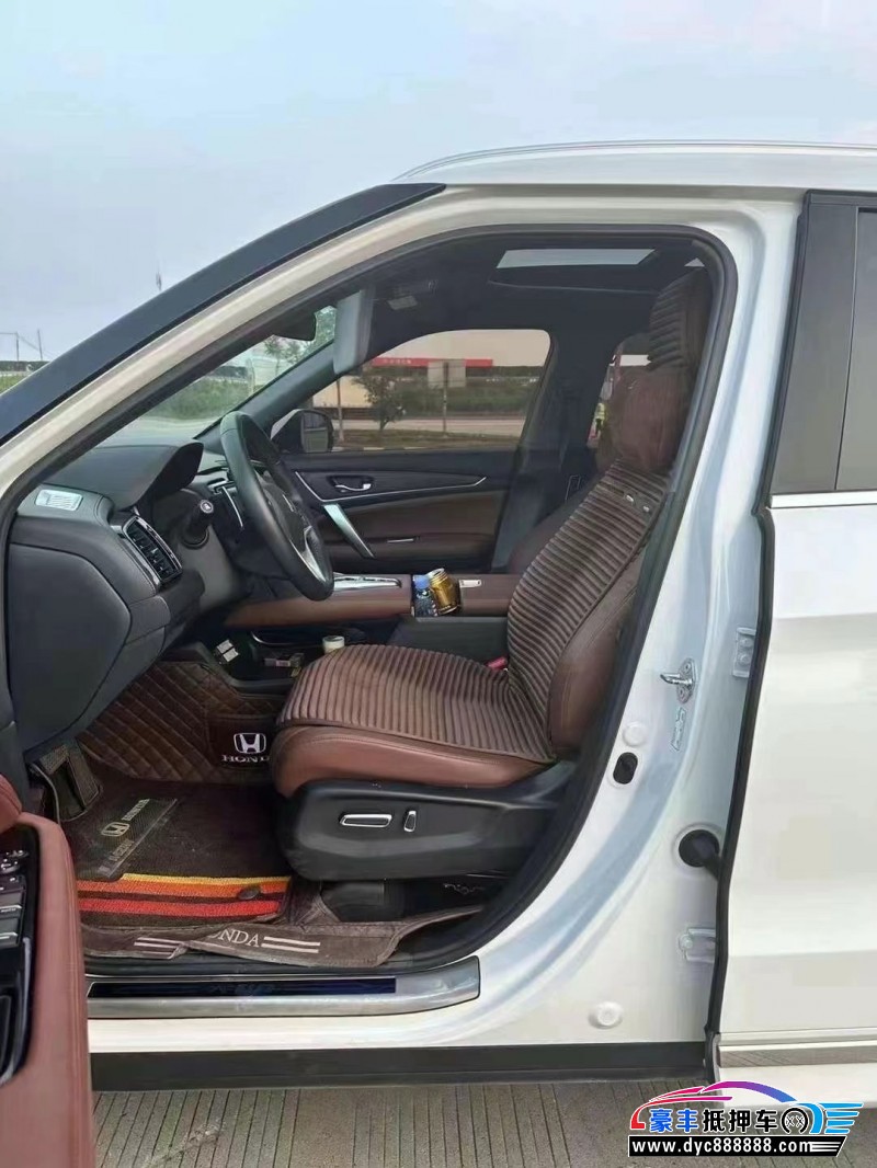 21年本田UR-V轿车抵押车出售