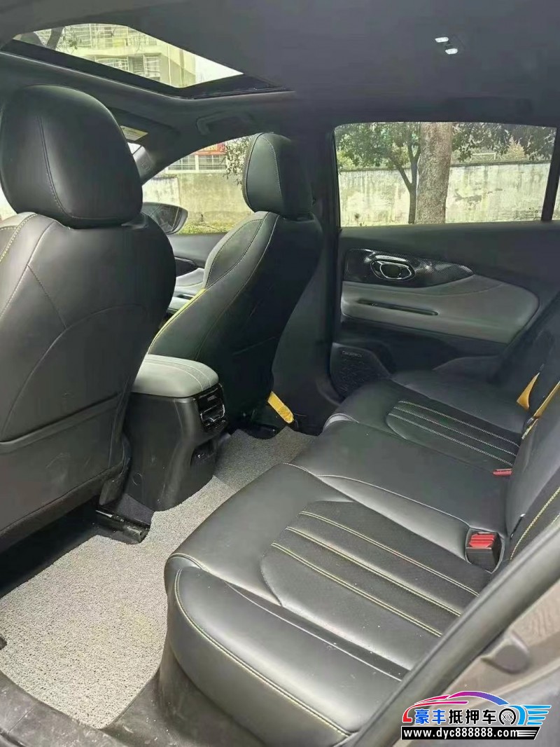 24年传祺影豹轿车抵押车出售