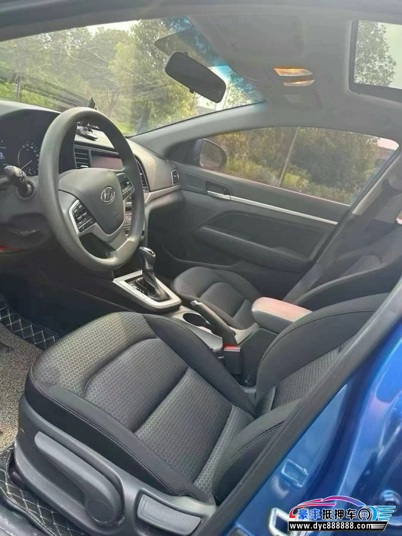 19年现代领动轿车抵押车出售