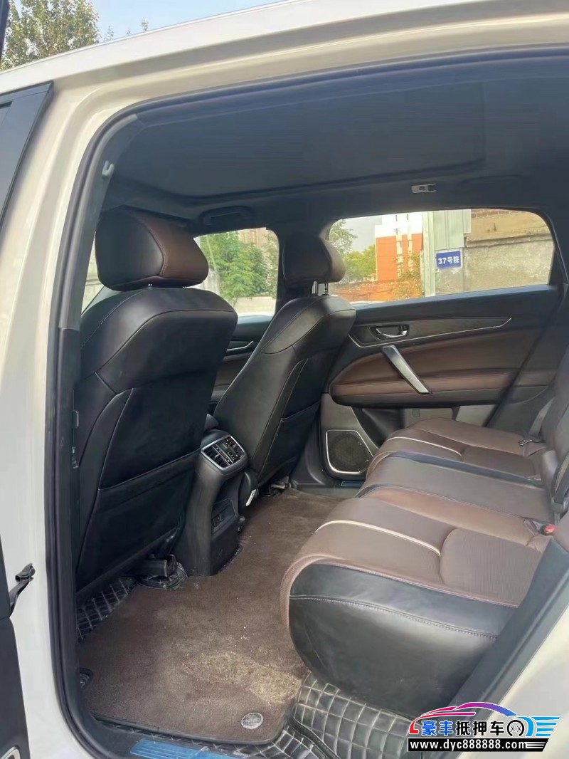 23年本田UR-V轿车抵押车出售