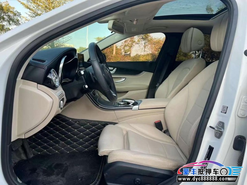 17年奔驰C轿车抵押车出售