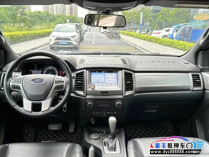 18年福特撼路者轿车抵押车出售