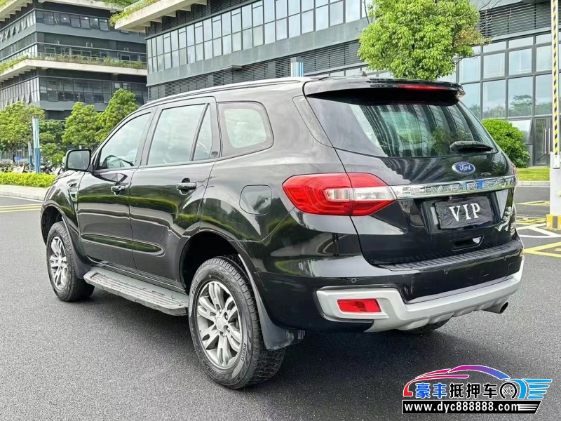 18年福特撼路者轿车抵押车出售