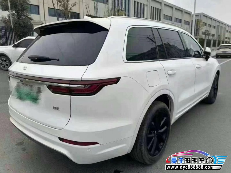 22年理想ONE轿车抵押车出售