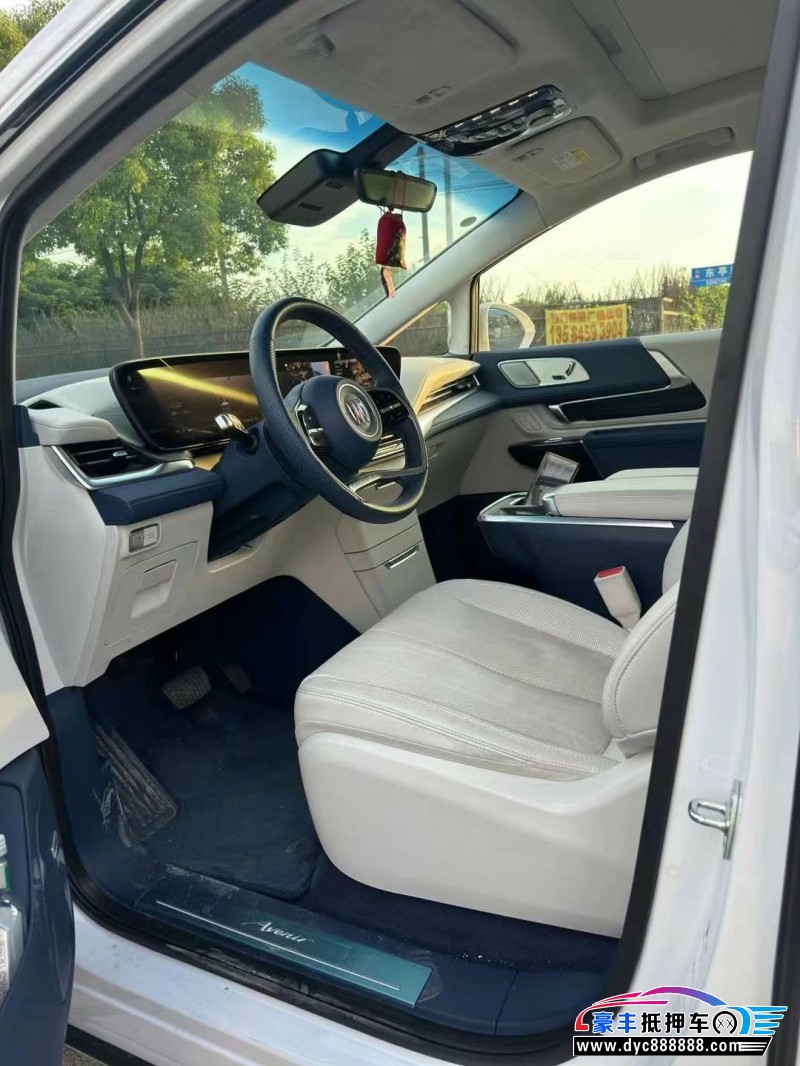 23年别克世纪轿车抵押车出售