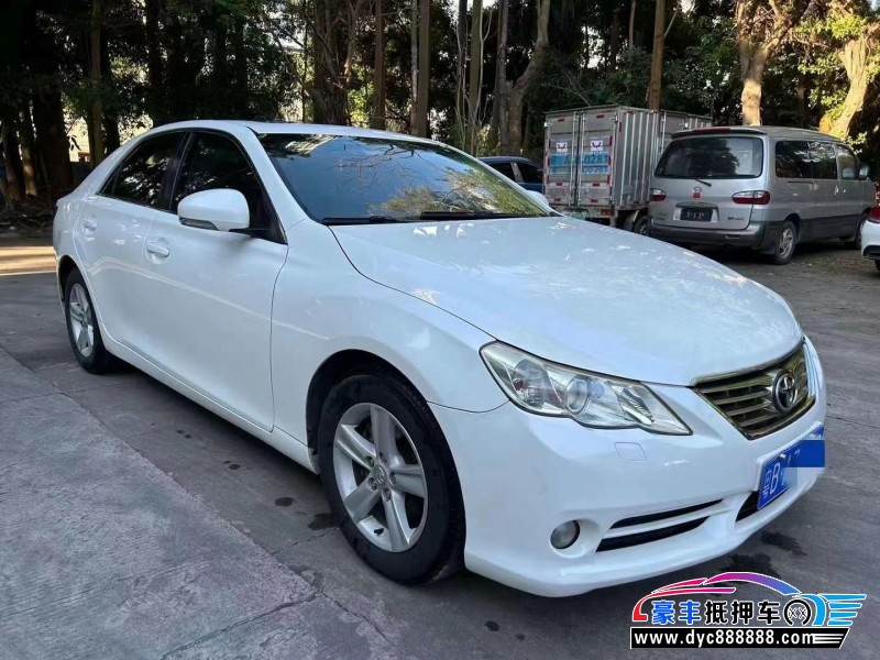 11年丰田锐志轿车抵押车出售