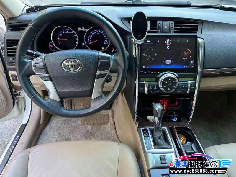 11年丰田锐志轿车抵押车出售