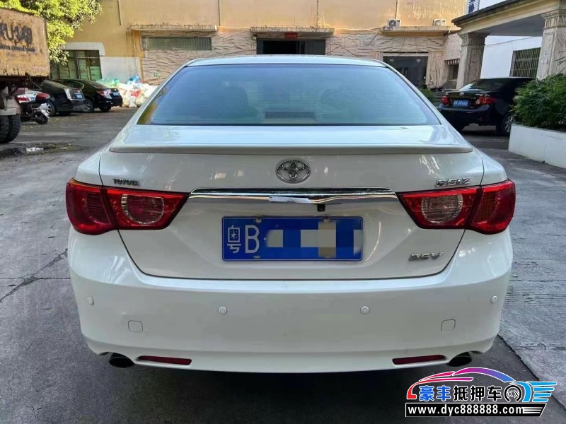 11年丰田锐志轿车抵押车出售