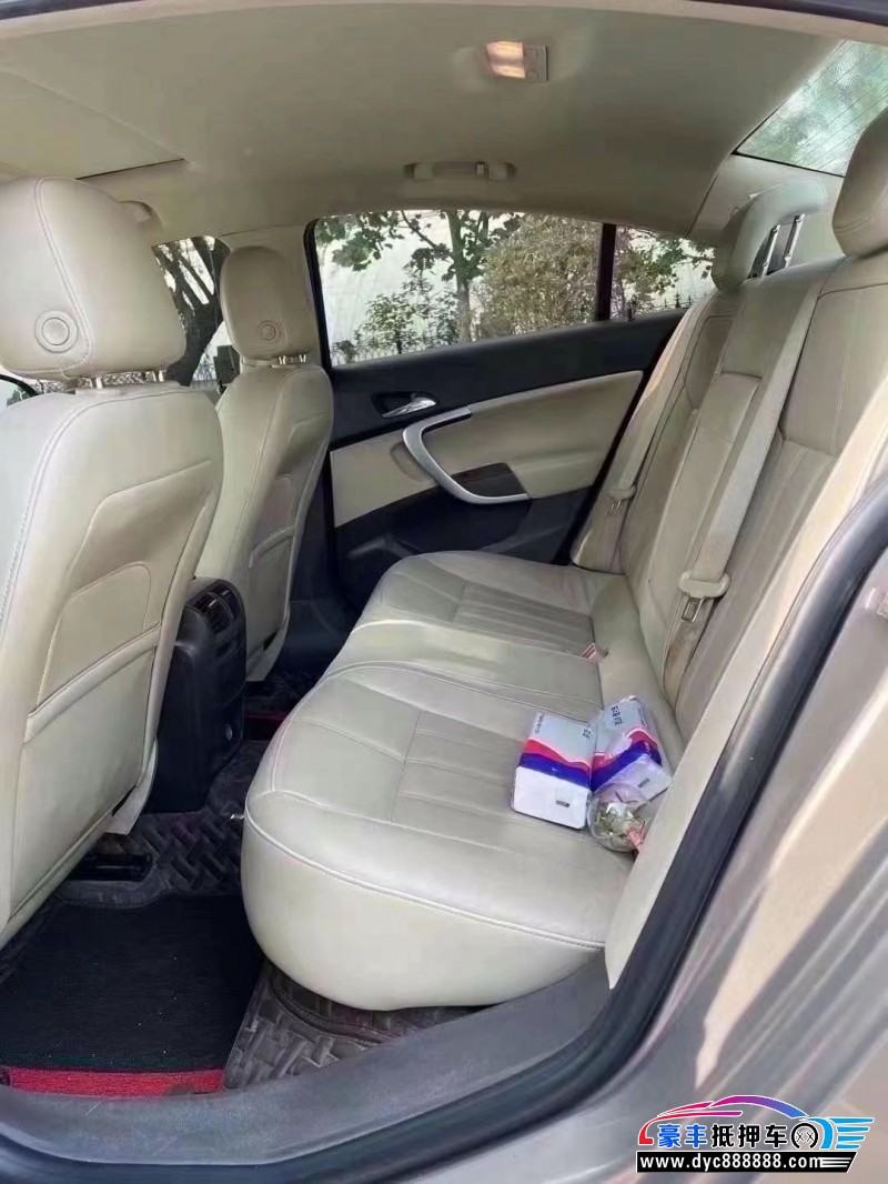 15年别克君威轿车抵押车出售