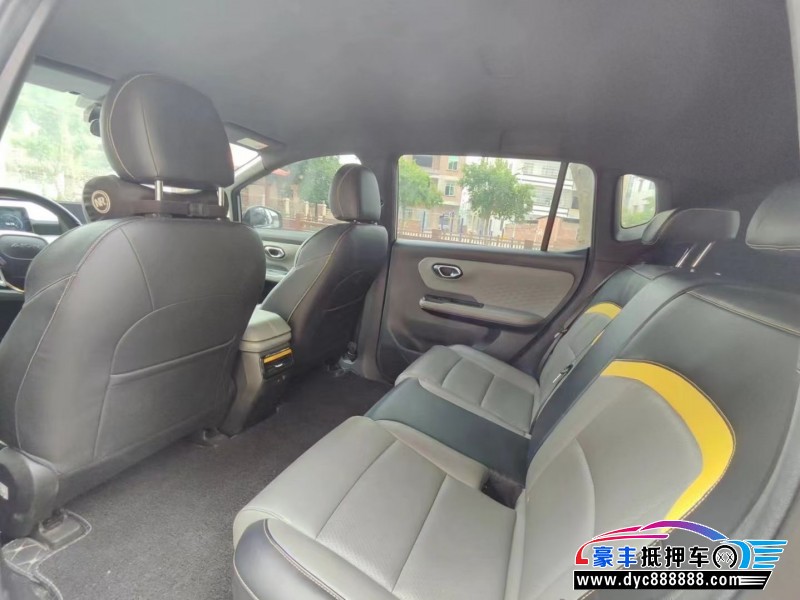 22年埃安Y70轿车抵押车出售