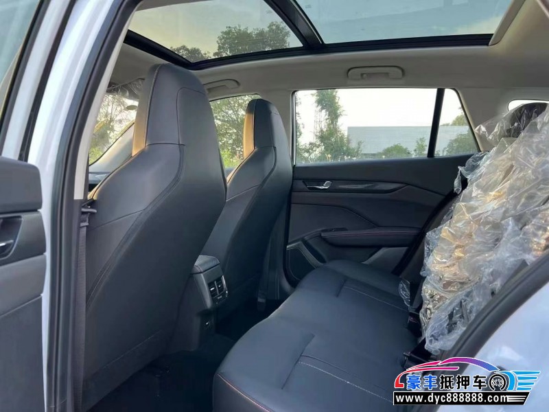 24年东风风神奕炫轿车抵押车出售