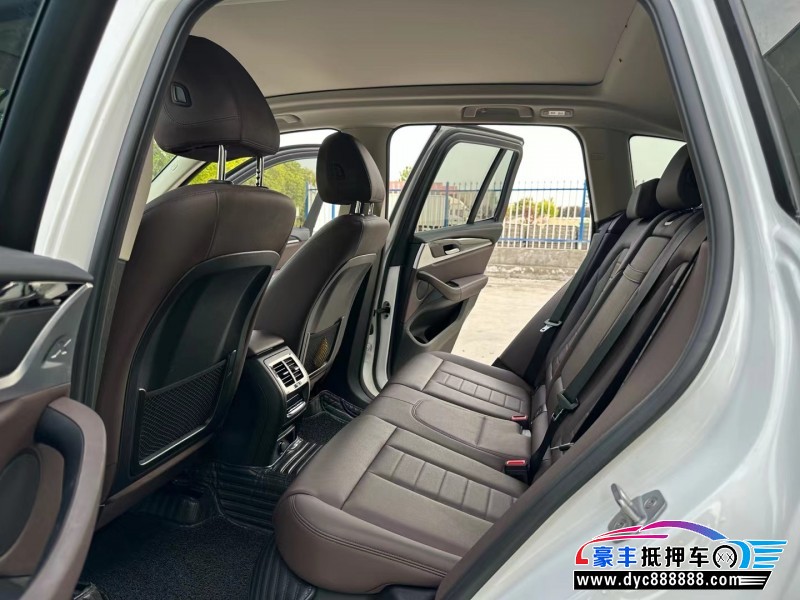 19年宝马X3SUV抵押车出售