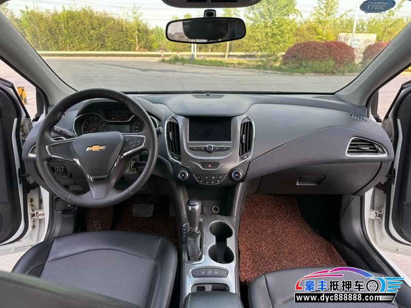 17年雪佛兰科鲁兹轿车抵押车出售