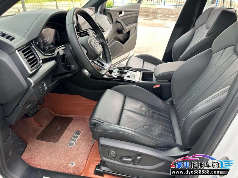 21年奥迪Q5轿车抵押车出售