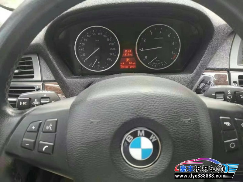 13年宝马X5轿车抵押车出售