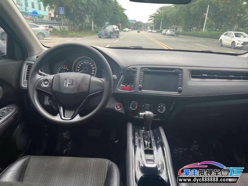 16年本田缤智轿车抵押车出售