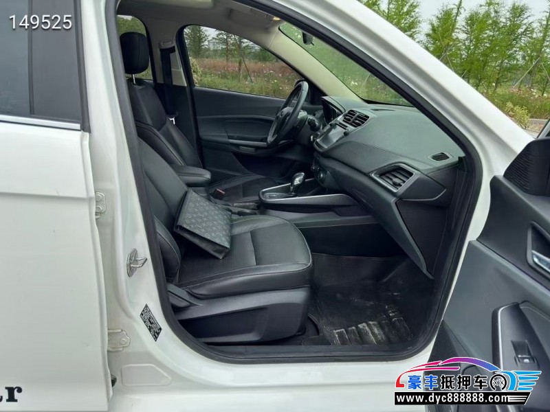 17年福特福睿斯轿车抵押车出售